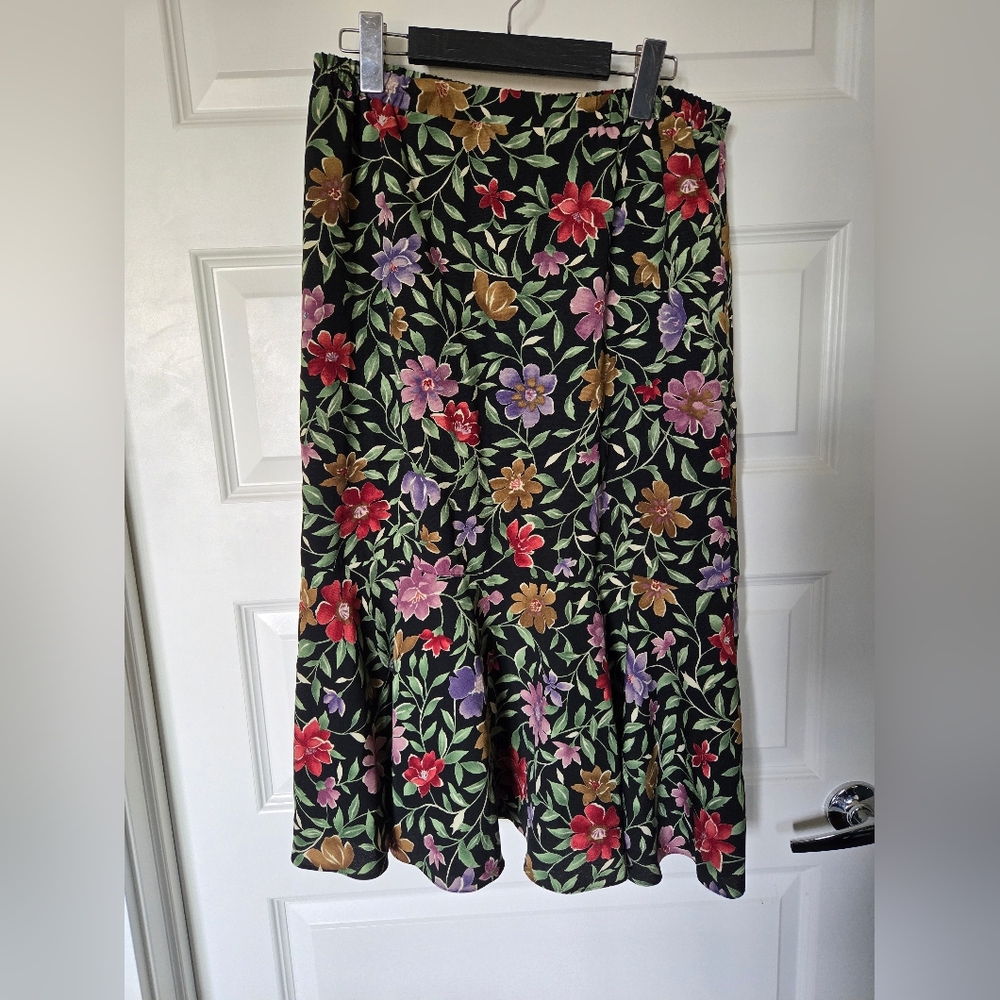 Floral Skirt with Multicolor Design